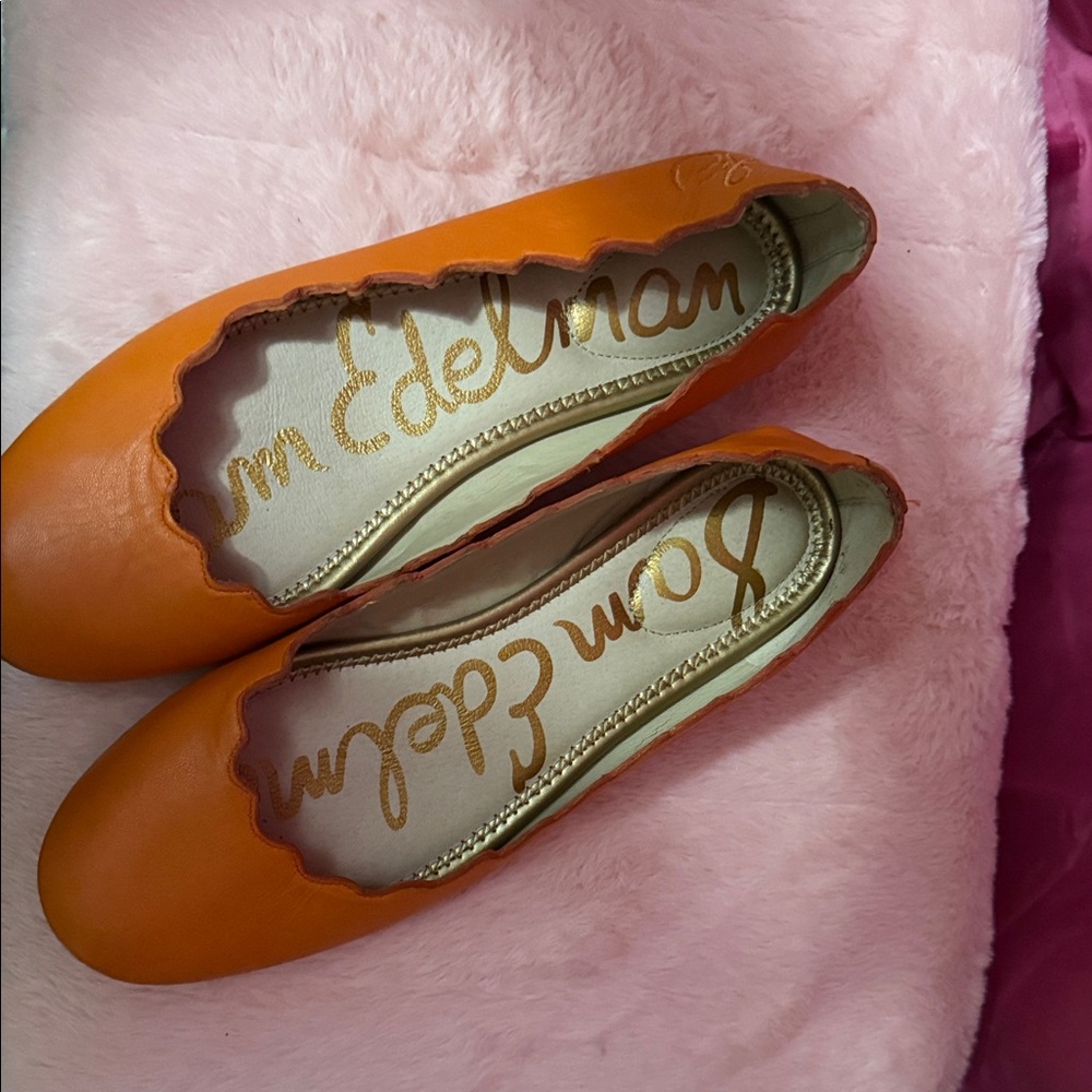 Sam Edelman Tangerine Scalloped Flats